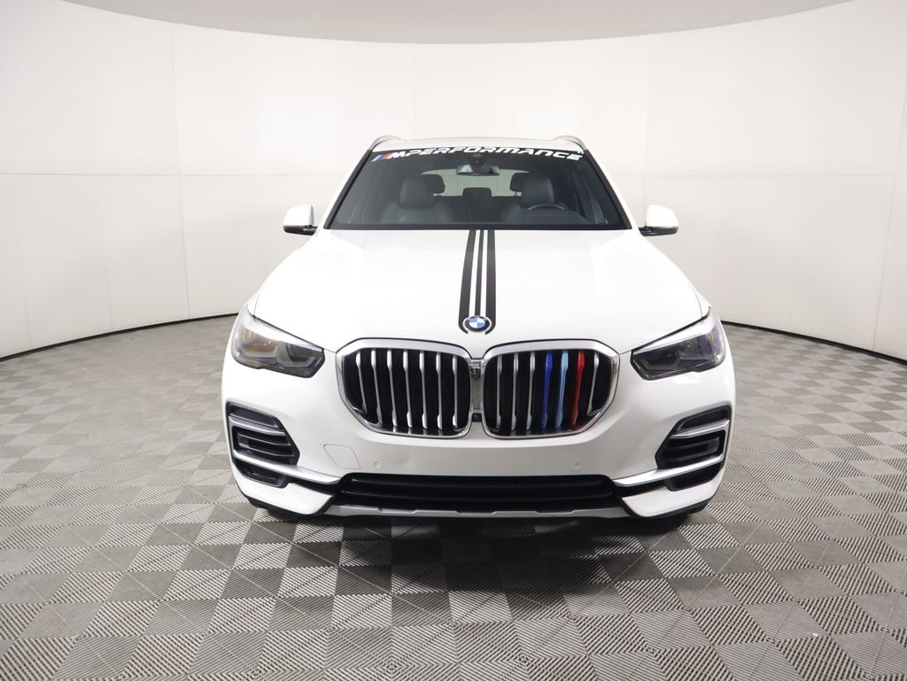 Used 2022 BMW X5 sDrive40i w/ Parking Assistance Package image 2