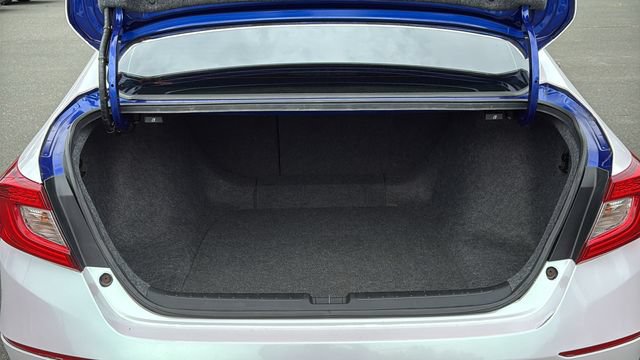 Used 2018 Honda Accord Sport image 25