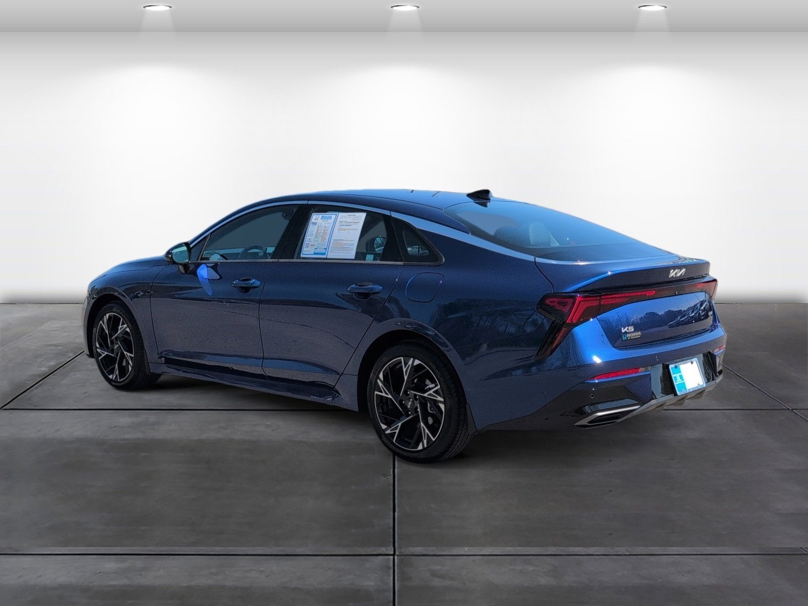 Used 2025 Kia K5 GT-Line image 3