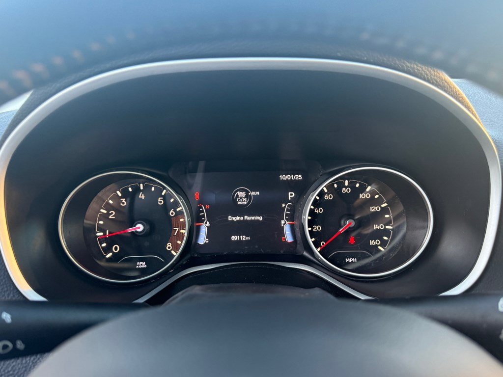 Used 2017 Jeep Compass Limited image 18