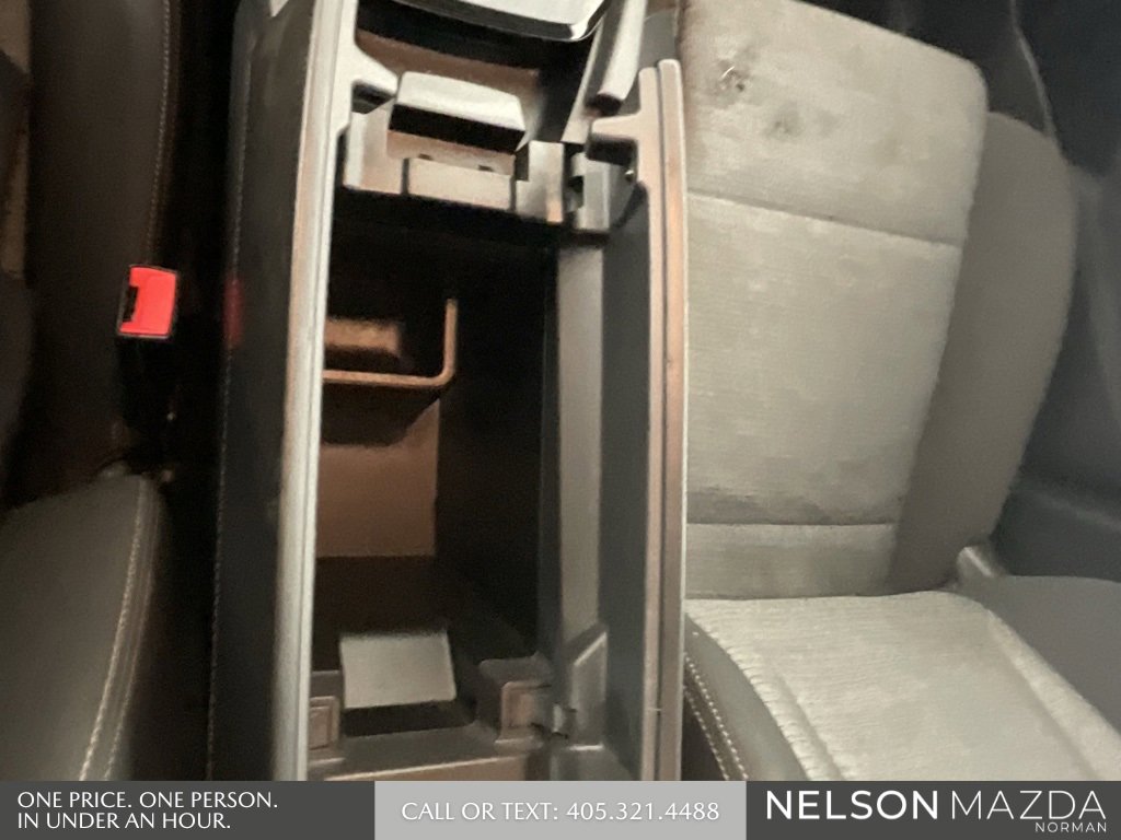 Used 2021 Nissan Rogue SV image 39