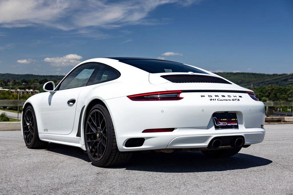 Used 2019 Porsche 911 Carrera GTS image 34