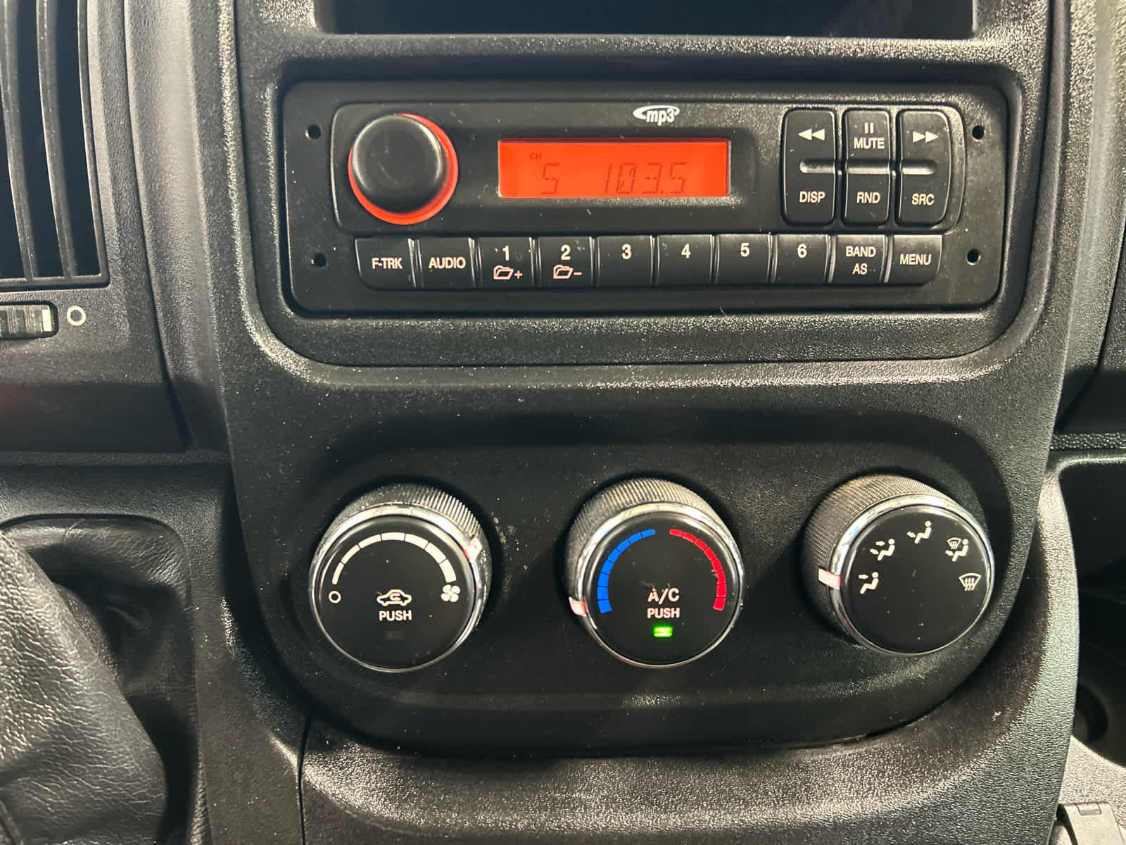 Used 2017 RAM ProMaster 1500 FWD image 6