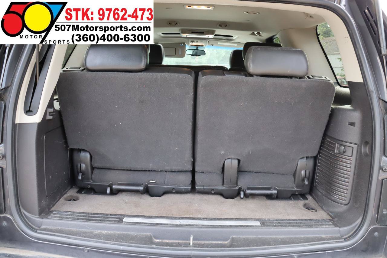 Used 2010 Cadillac Escalade Premium AWD/4WD image 16