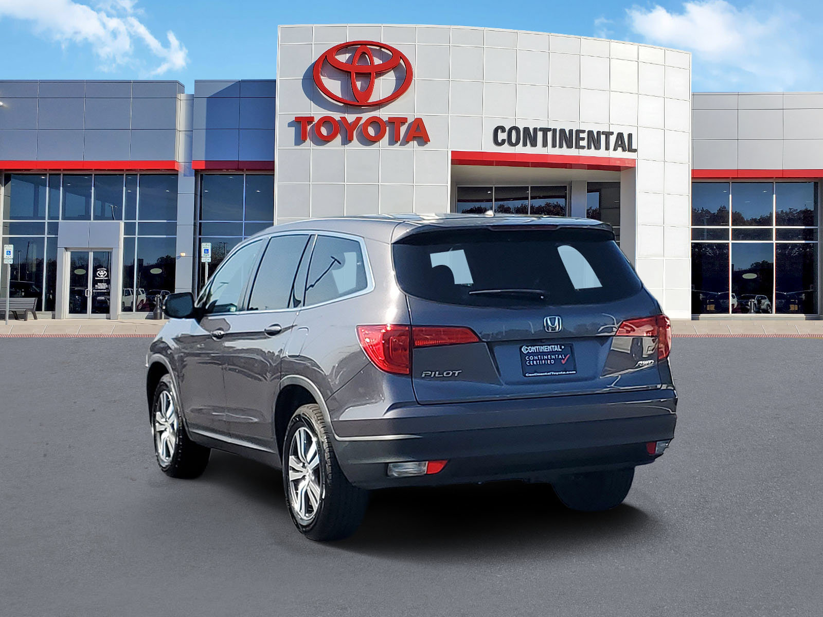 Used 2018 Honda Pilot EX-L image 4