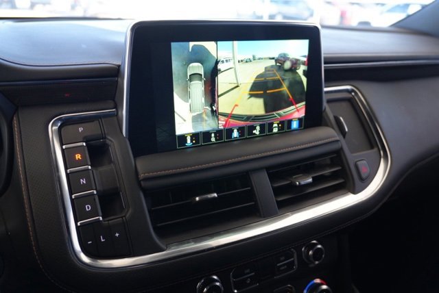 Used 2024 GMC Yukon AT4 w/ Technology Package image 21