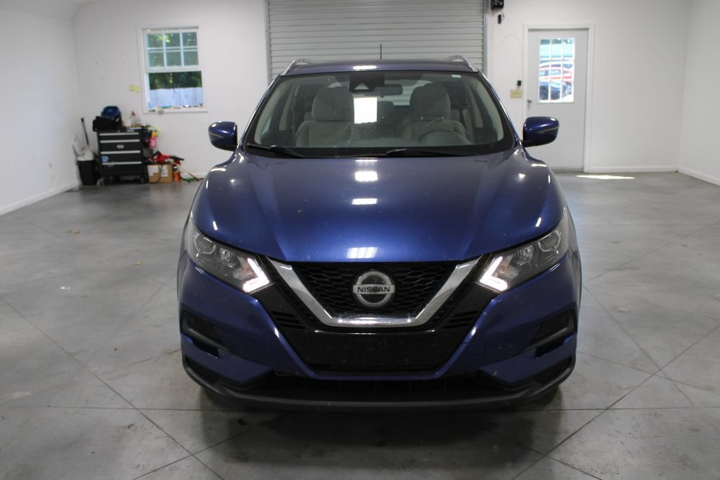 Used 2020 Nissan Rogue Sport SV FWD image 3