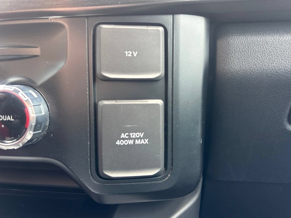 Used 2023 Ford F350 Lariat w/ Lariat Ultimate Package AWD/4WD image 30