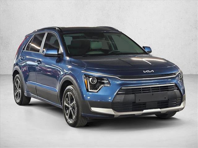 Used 2024 Kia Niro EX image 3