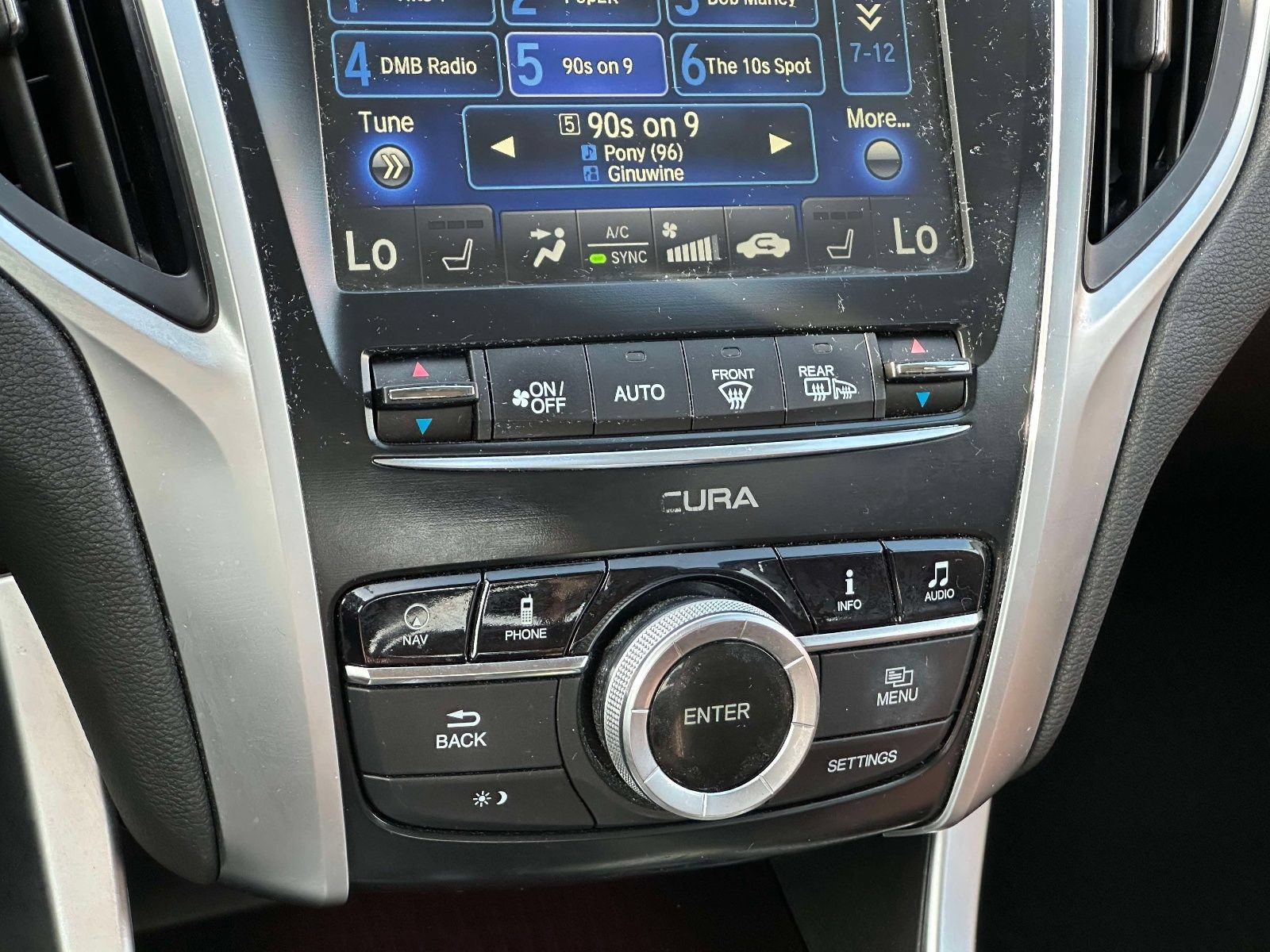 Used 2015 Acura TLX w/ Technology Package FWD image 19