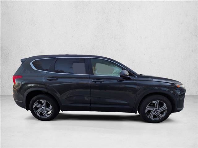 Used 2023 Hyundai Santa Fe SE image 4