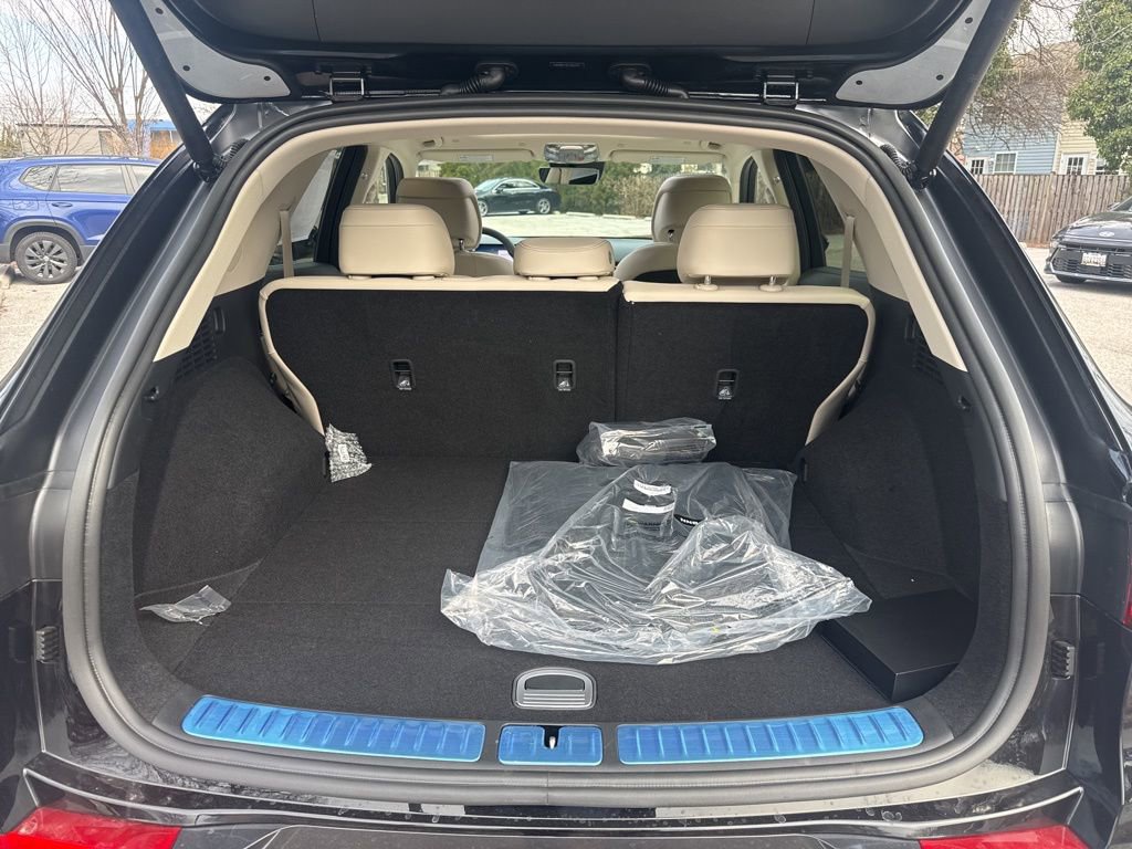 New 2026 Genesis GV70 2.5T Advanced AWD/4WD image 29