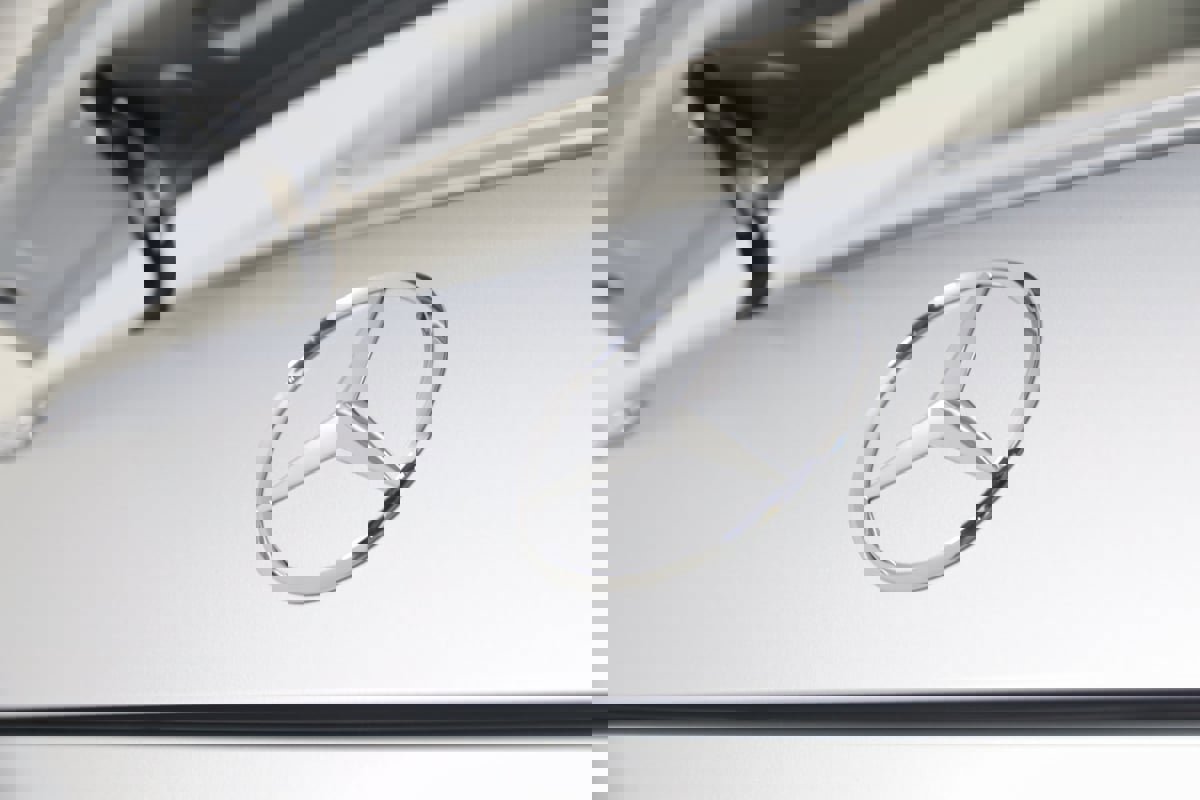 Used 2017 Mercedes-Benz AMG GT Coupe w/ Exclusive Interior Package image 98