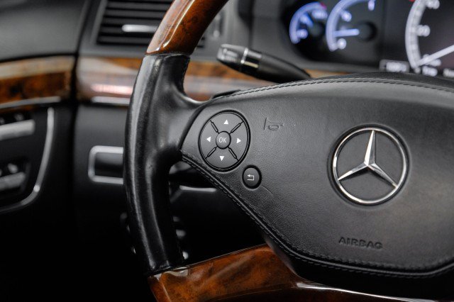 Used 2013 Mercedes-Benz S 550 4MATIC image 16