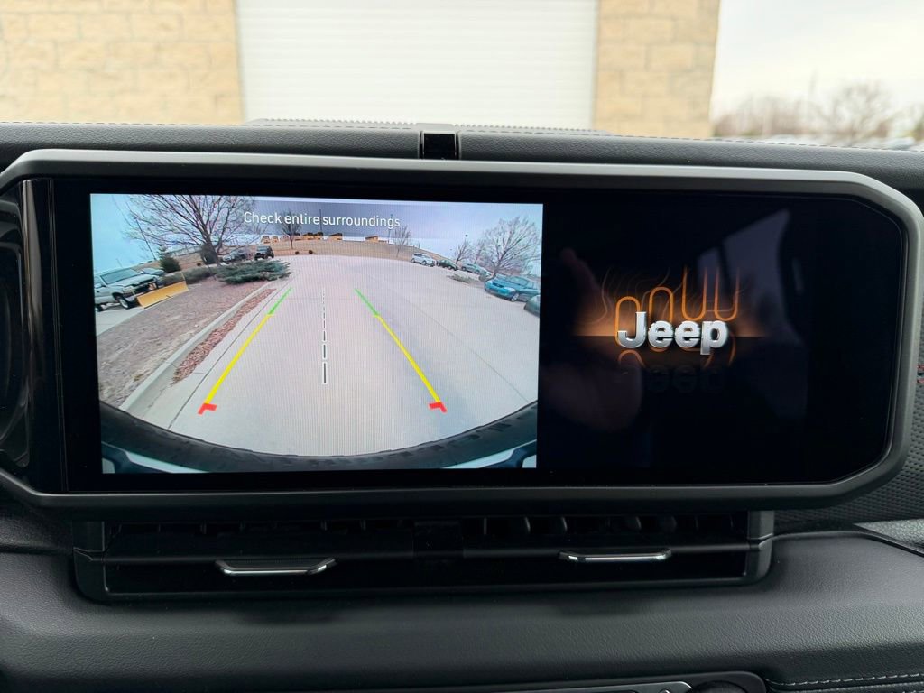 Used 2024 Jeep Wrangler Rubicon image 20