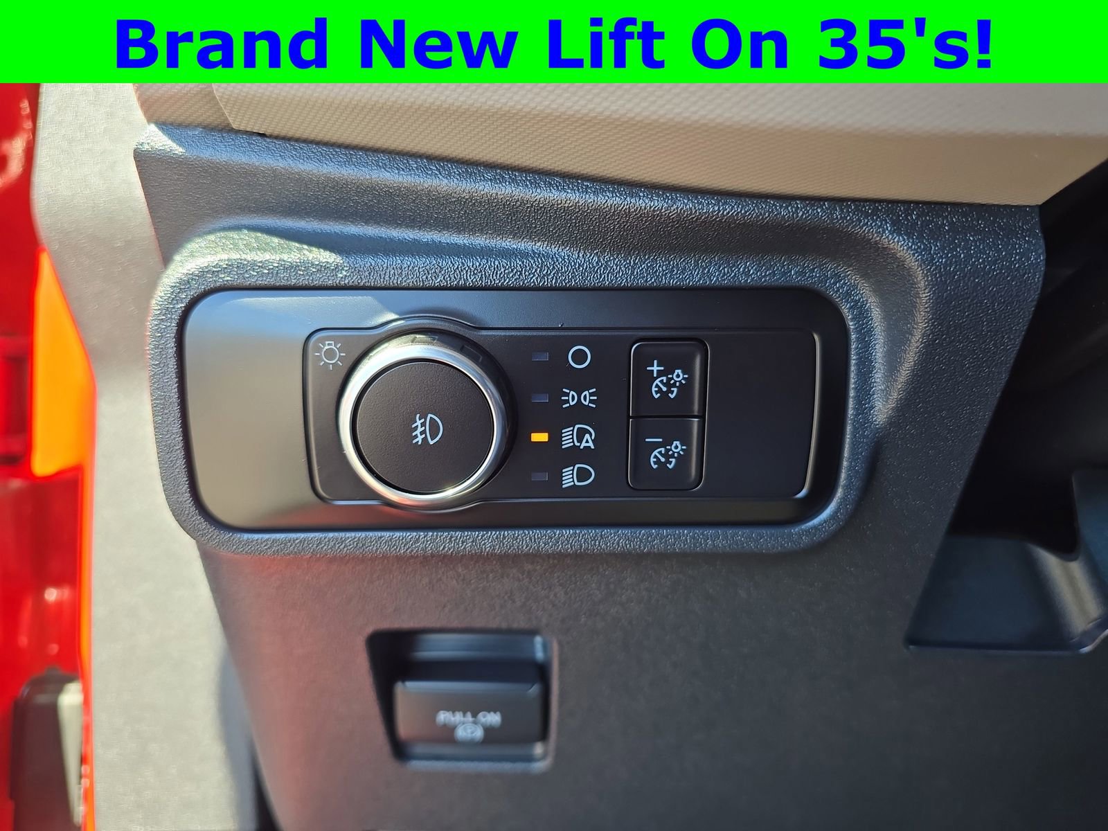 Used 2023 Ford Bronco Big Bend image 18