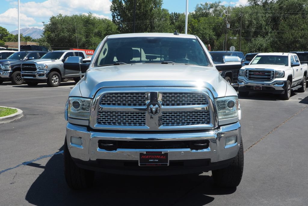 Used 2016 RAM 2500 Laramie w/ Convenience Group AWD/4WD image 2