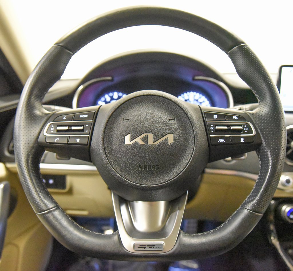 Used 2023 Kia Stinger GT-Line w/ Sun & Sound Package image 28