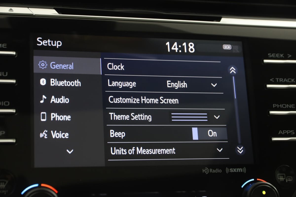 Used 2019 Toyota Camry XLE FWD image 32