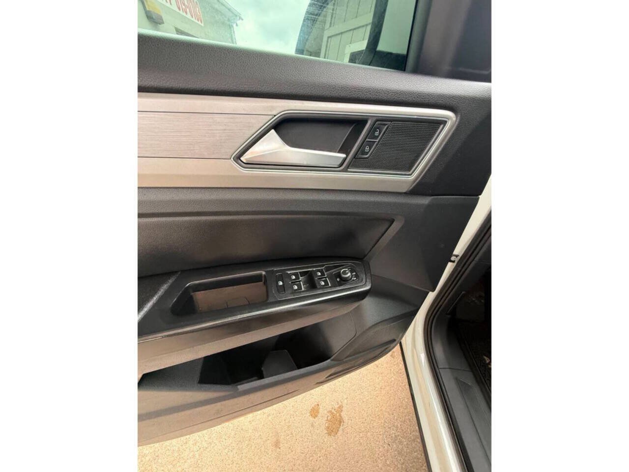 Used 2019 Volkswagen Atlas SE FWD image 25