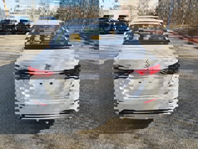 New 2025 Nissan Sentra SV w/ SV Premium Package image 8