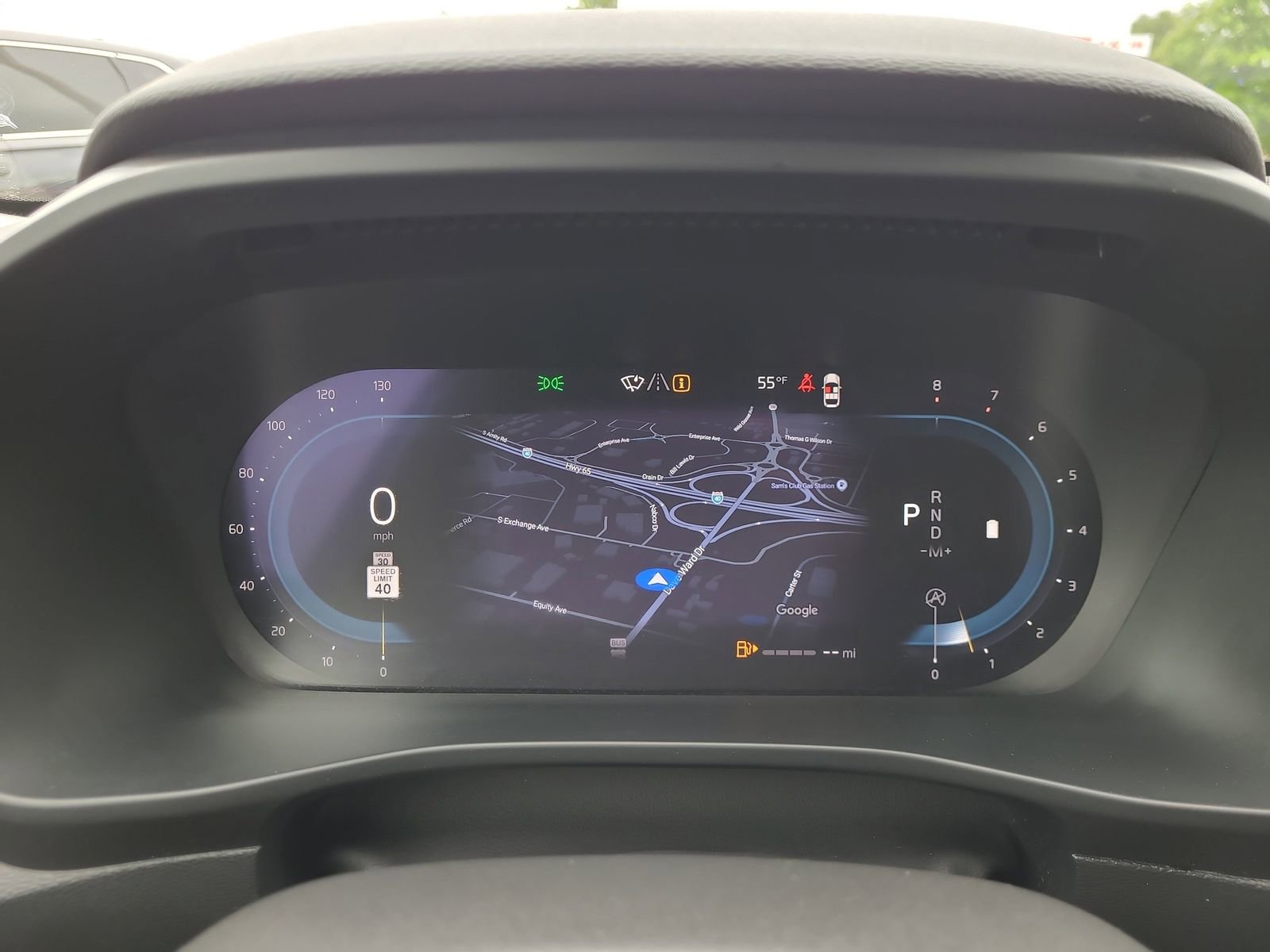 Used 2023 Volvo XC40 B4 Ultimate FWD image 29