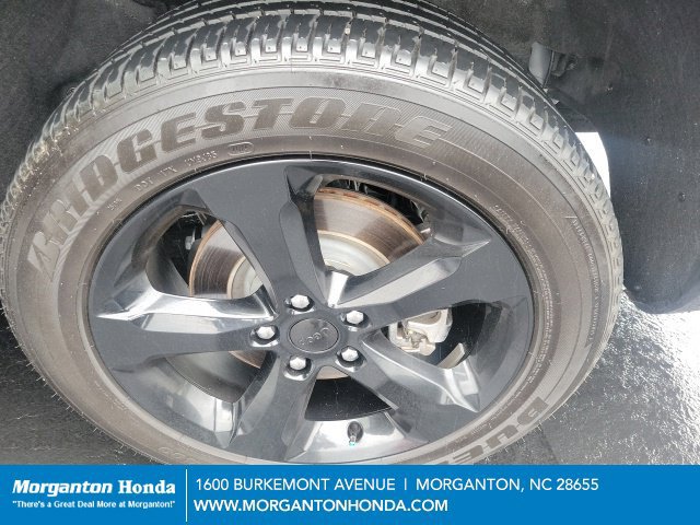 Used 2025 Jeep Grand Cherokee L Altitude RWD image 11