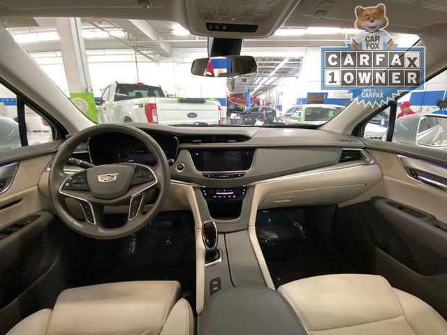 Used 2017 Cadillac XT5 Premium Luxury image 28