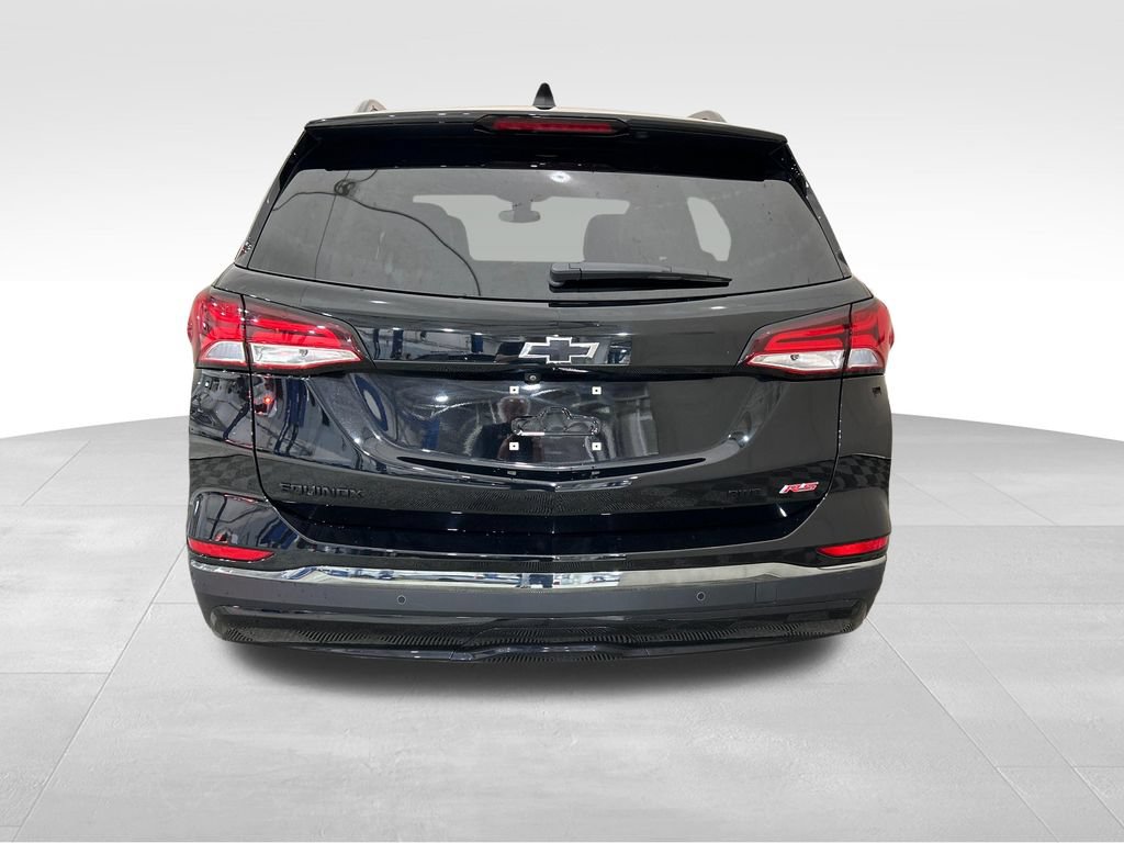 Used 2023 Chevrolet Equinox RS w/ RS Leather Package AWD/4WD image 4