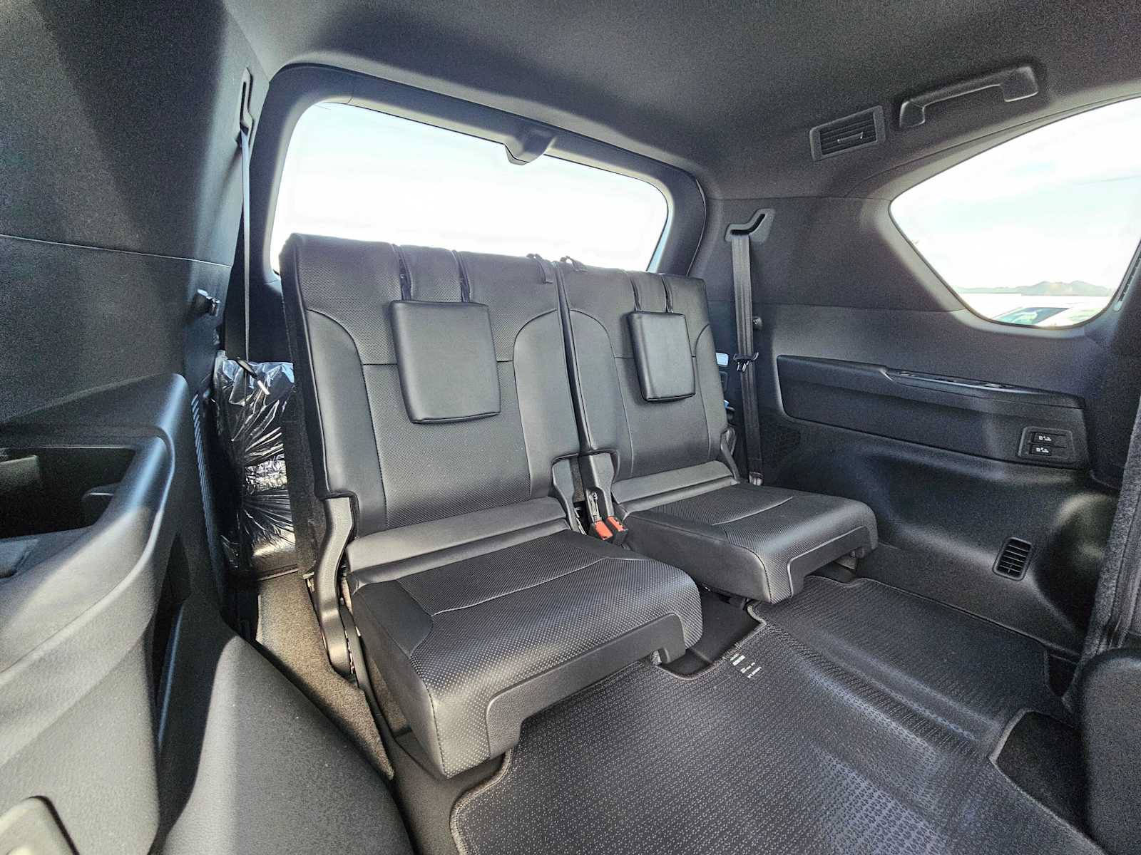 New 2026 Lexus LX 600 F Sport AWD/4WD image 13