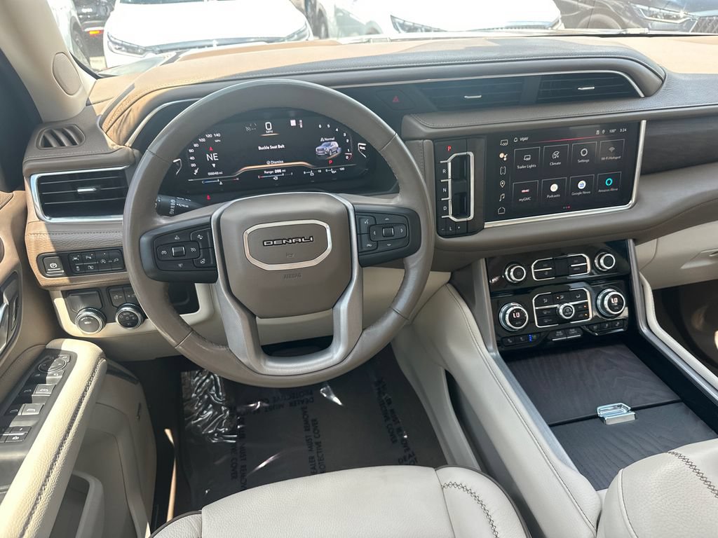 Used 2022 GMC Yukon Denali RWD image 19