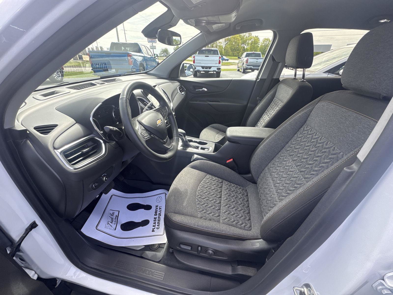 Used 2024 Chevrolet Equinox LT FWD image 6