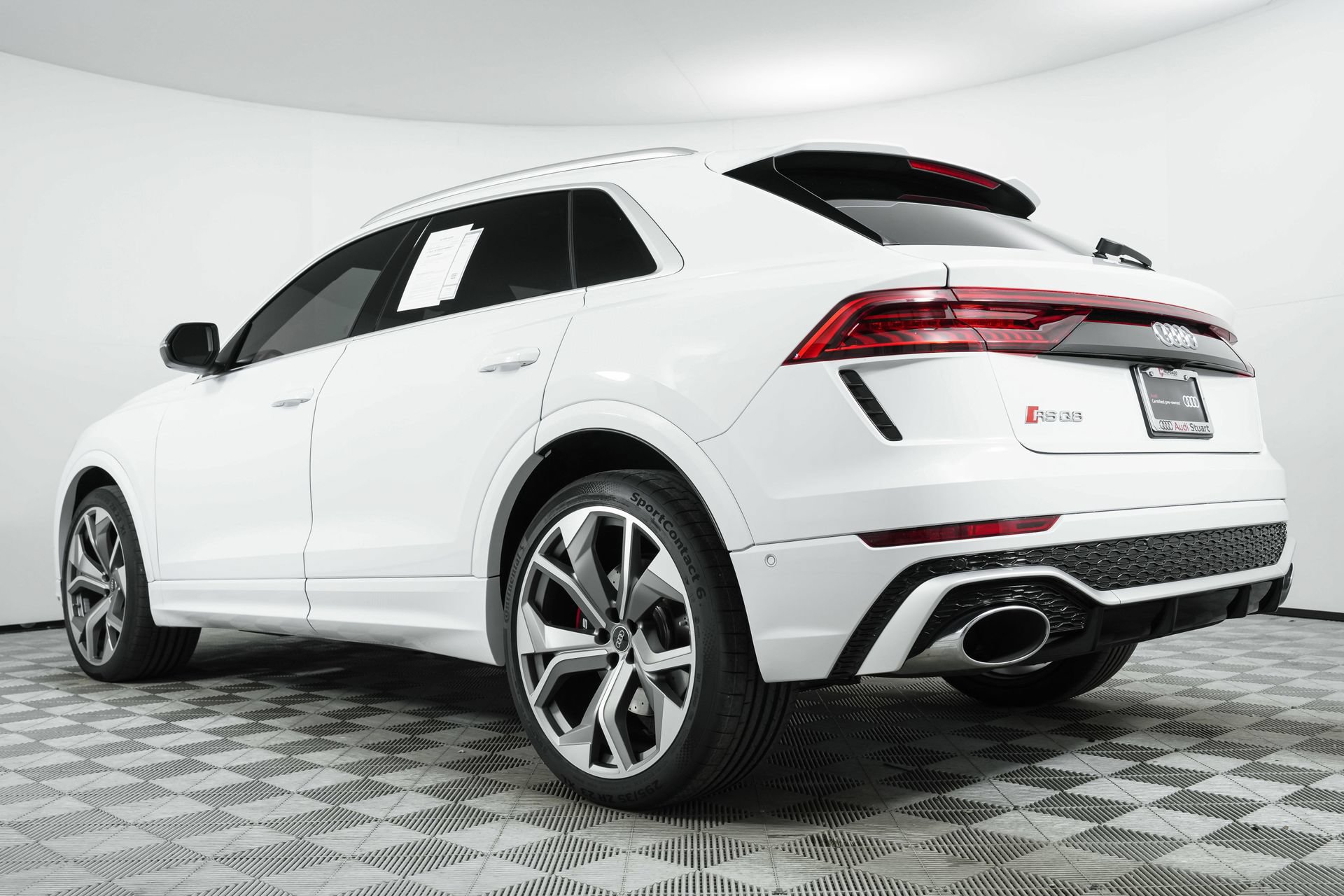 Used 2024 Audi RS Q8 AWD/4WD image 5