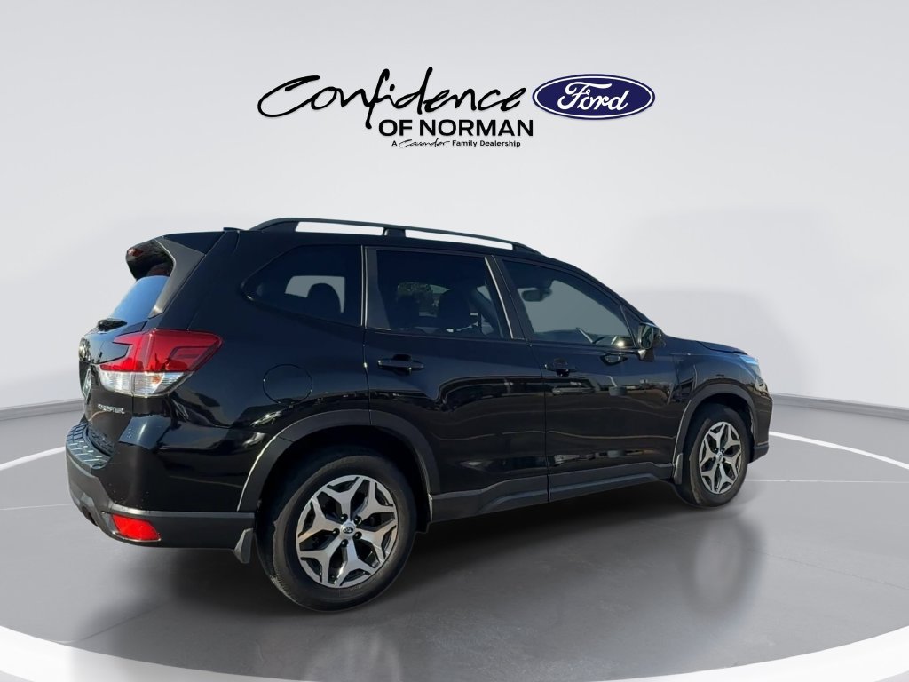 Used 2021 Subaru Forester Premium w/ Popular Package #1 AWD/4WD image 11