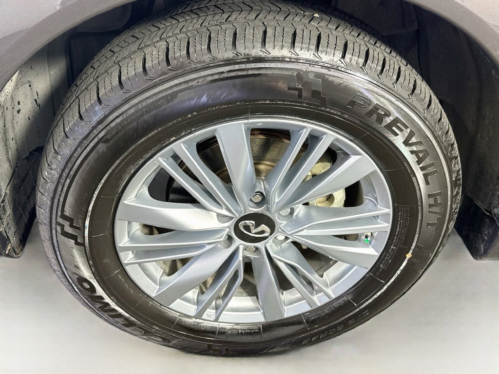 Certified 2024 INFINITI QX80 Luxe AWD/4WD image 33