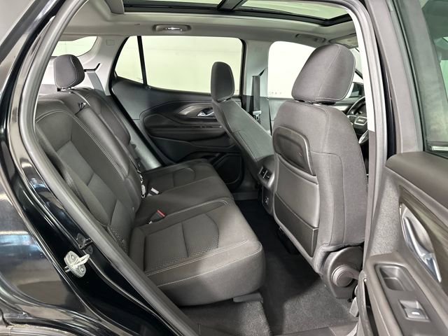 Used 2023 GMC Terrain SLE w/ Driver Convenience Package image 28