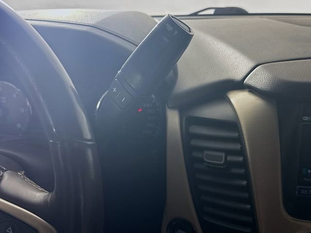 Used 2018 GMC Yukon Denali w/ Denali Ultimate Package image 16