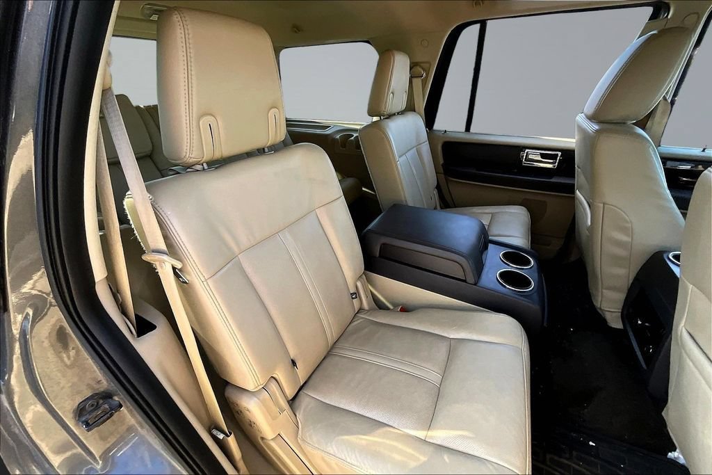 Used 2015 Lincoln Navigator 4WD w/ Equipment Group 101A Reserve image 22