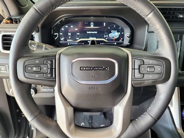 Used 2024 GMC Yukon Denali w/ Advanced Technology Package AWD/4WD image 23