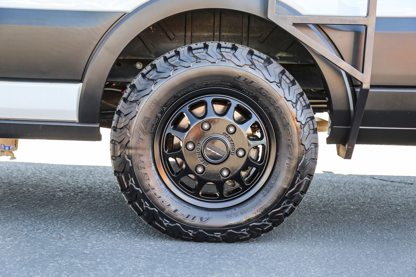 Used 2021 Ford Transit 350 148 High Roof Extended AWD image 12