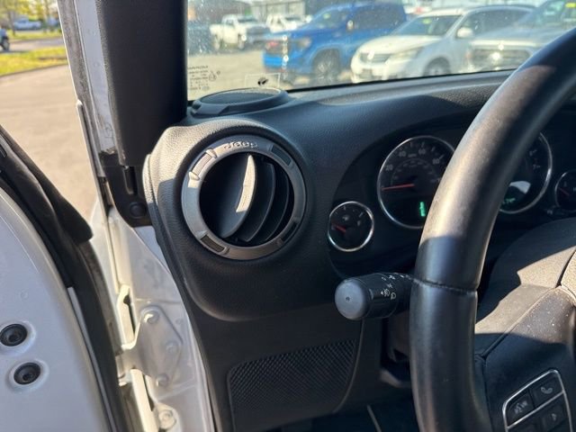 Used 2015 Jeep Wrangler Sport w/ Quick Order Package 23S image 17