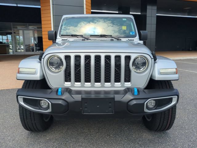 Used 2023 Jeep Wrangler Unlimited Sahara w/ Cold Weather Group AWD/4WD image 9