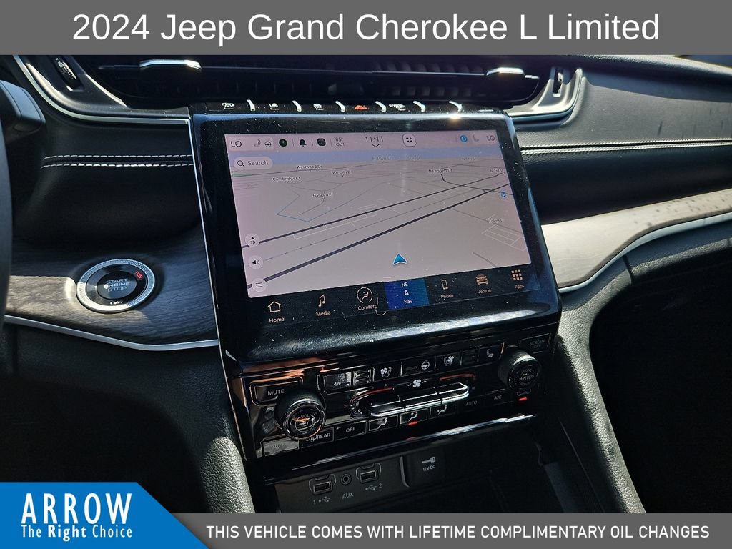 Used 2024 Jeep Grand Cherokee L Limited w/ Luxury Tech Group II AWD/4WD image 25