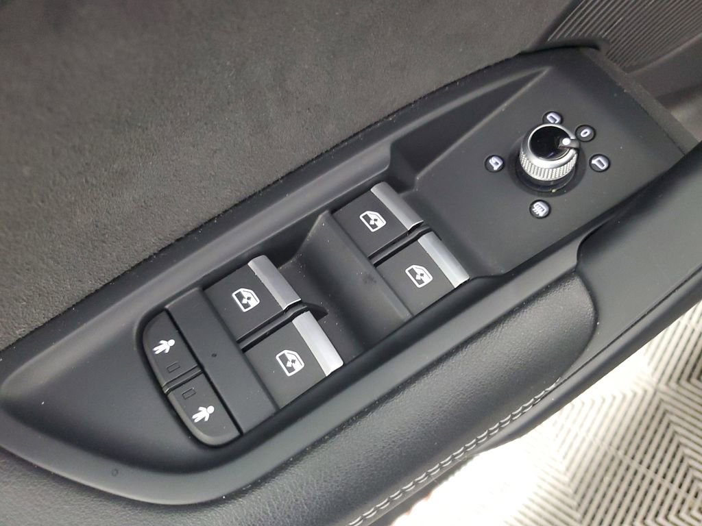 Used 2021 Audi SQ5 Premium Plus w/ Premium Plus Package image 27