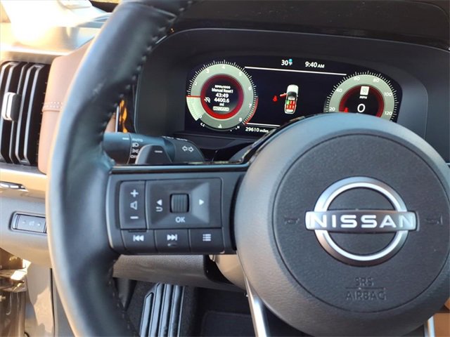 Certified 2024 Nissan Pathfinder Platinum w/ Black Appearance Package image 9