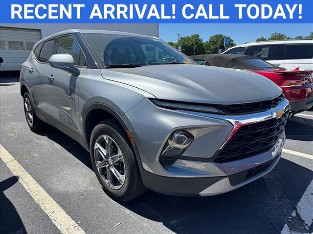 Used 2025 Chevrolet Blazer LT