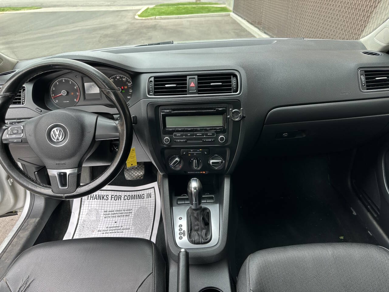 Used 2011 Volkswagen Jetta SE FWD image 13