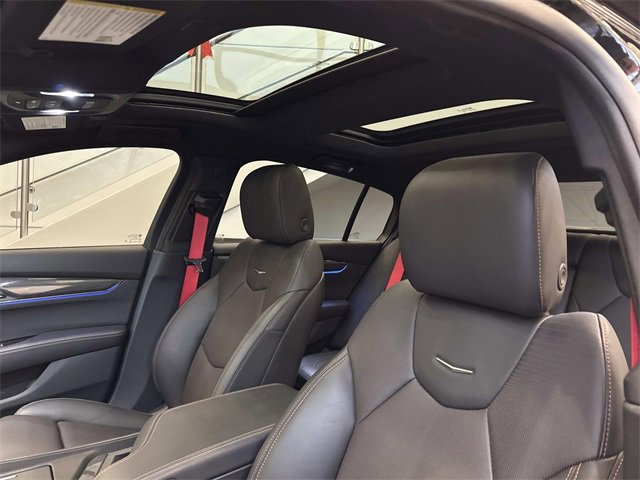 Used 2025 Cadillac CT5 V w/ LPO, ONYX Package image 16