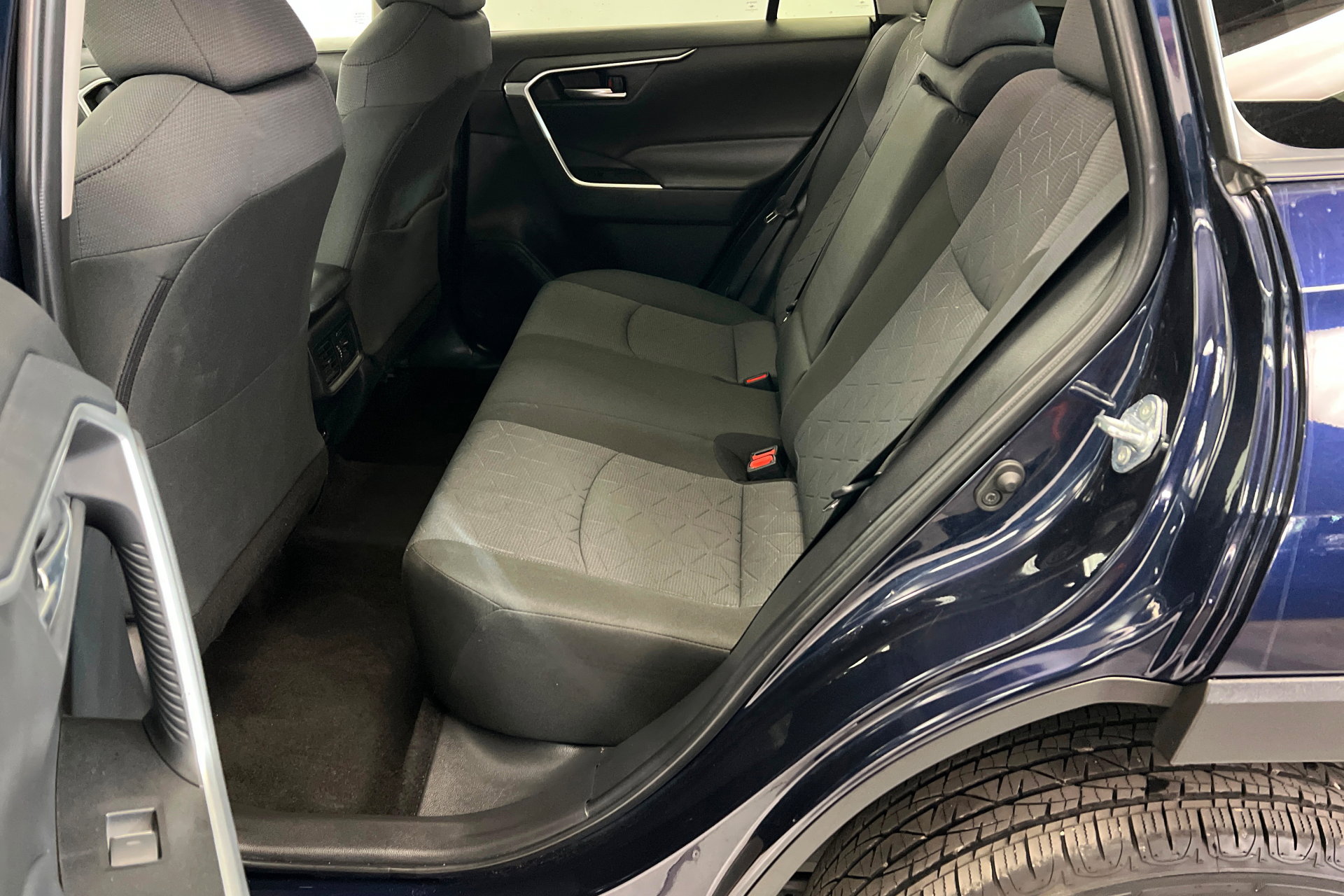 Certified 2025 Toyota RAV4 XLE AWD/4WD image 22