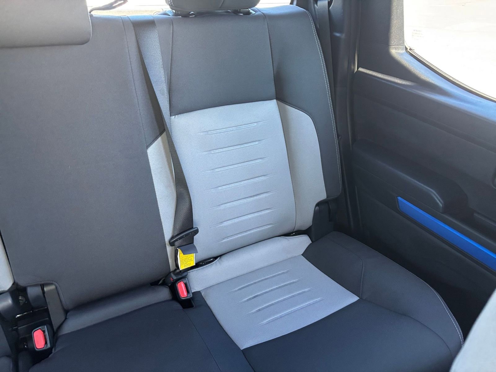 Used 2025 Toyota Tacoma TRD Off-Road image 33